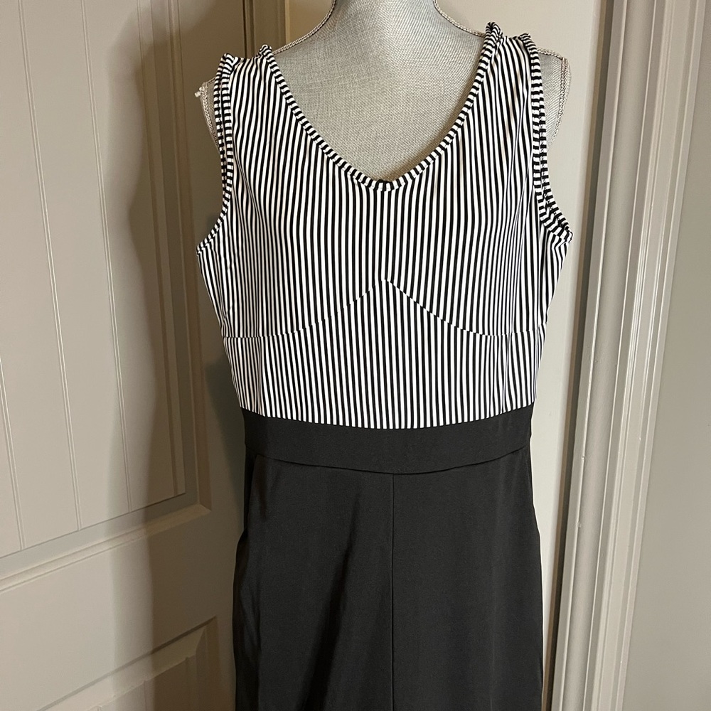 Jumpsuit - Picture 2 of 2